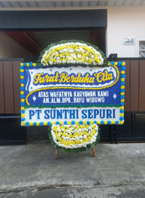 Papan Bunga Duka di Tipar Raya